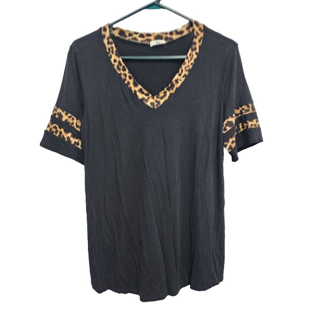 Egs Womens Black Animal Print Trim Tunic Top Medium Short Sleeve V Neck BOHO Tee